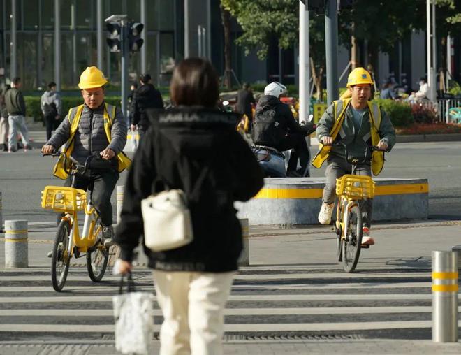 人抛弃了双11爱上了“老年严选”AG旗舰厅网站首页这届脆皮年轻(图8)